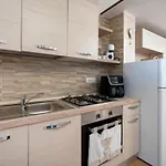 Marzla Apartment *